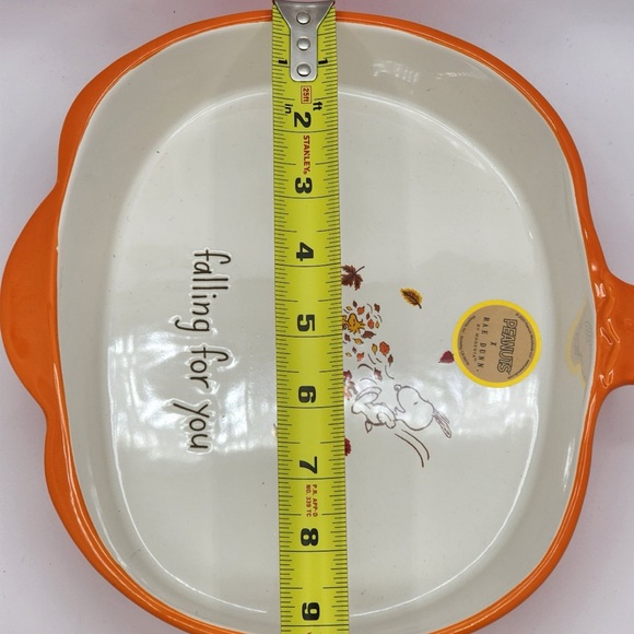 Rae Dunn Peanuts pumpkin shaped Falling for You baking dish -NEW! BELOW RETAIL! - Picture 3 of 5